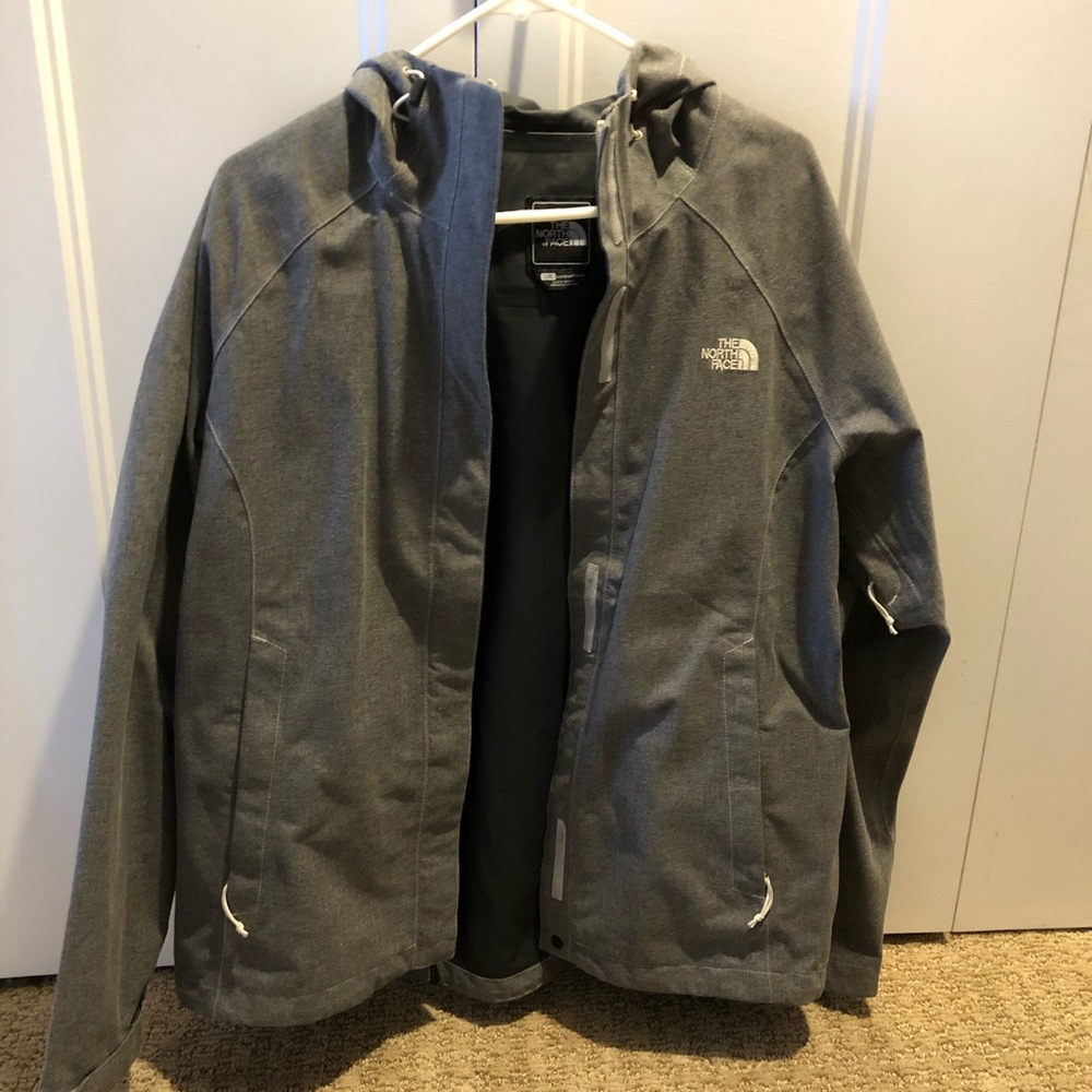 North Face Women’s Rainjacket